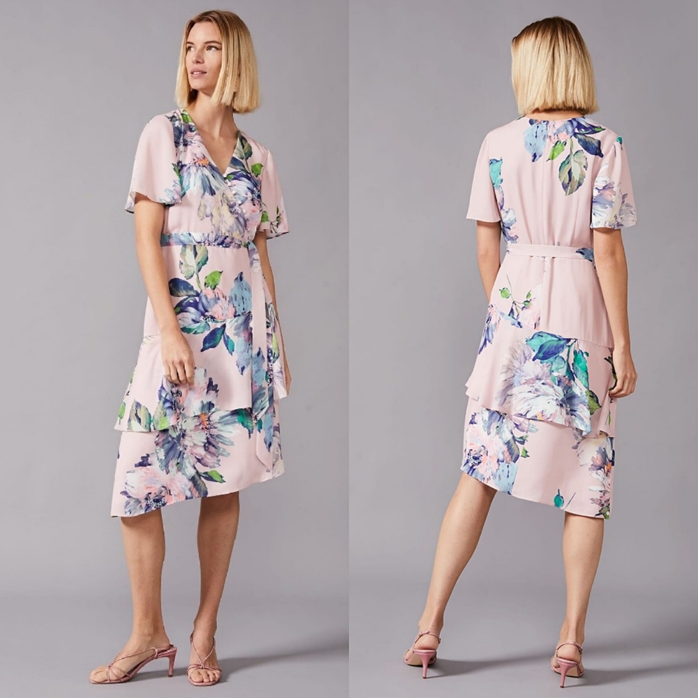 NWOT Phase Eight
Vida Floral Tea Dress